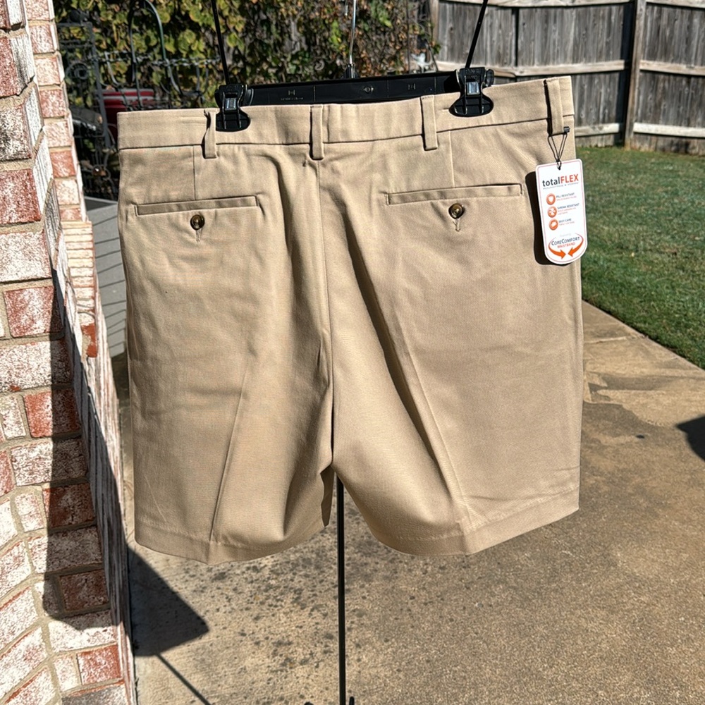 Nwt Roundtree & Yorke Total Flex 40 Flat Front Sh… - image 5